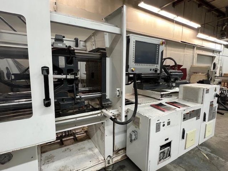 125 Ton, 7.6 oz Cincinnati Milacron Magnat MTs 125 Injection Molding Machine, 2014 – Endura Touch Controller, Core Pull, Air Blast