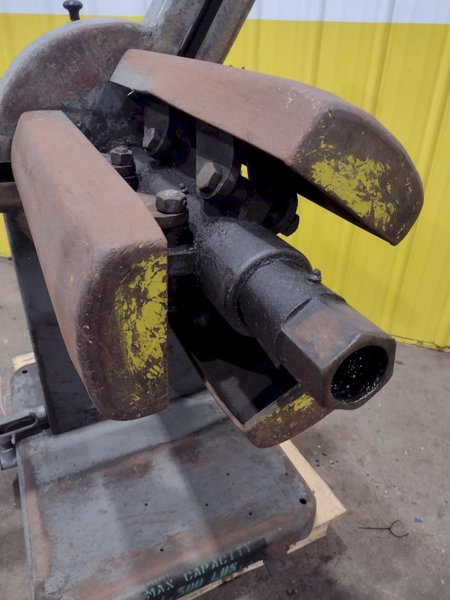 1500 LB X 20" AMERICAN MODEL #60 MOTORIZED COIL REEL UNCOILER: STOCK #19538