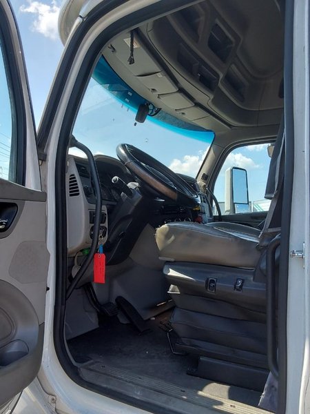 2019 Peterbilt 579 1XPBDP9X0KD627992