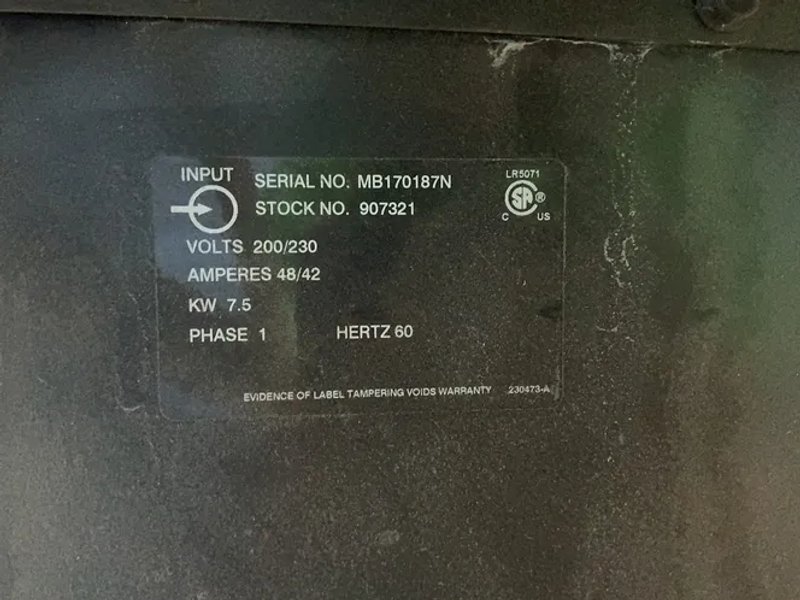 Miller  200 A Welder  - Millermatic 252