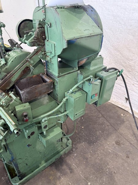 5/32" X 1-1/2" WATERBURY FARREL MODEL 10 THREAD ROLLER MACHINE. STOCK # 1223624.