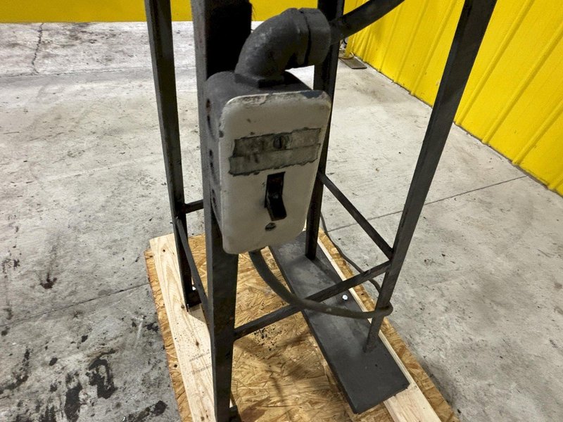 VAN DORN DOUBLE END PEDASTAL GRINDER, 110V SINGLE PHASE: STOCK #20988