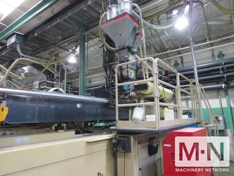 825 TON 132 OZ  HUSKY MODEL GL750GENRS120/100 INJECTION MOLDING MACHINE  MFG 1999