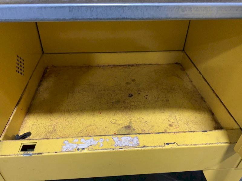 Eagle 12 Gallons Flammable Liquid Storage Cabinet - 1925legs