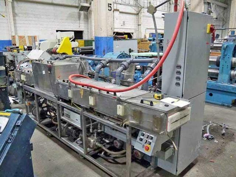 8" (203mm) STRIP CLEANING SYSTEM (13740)