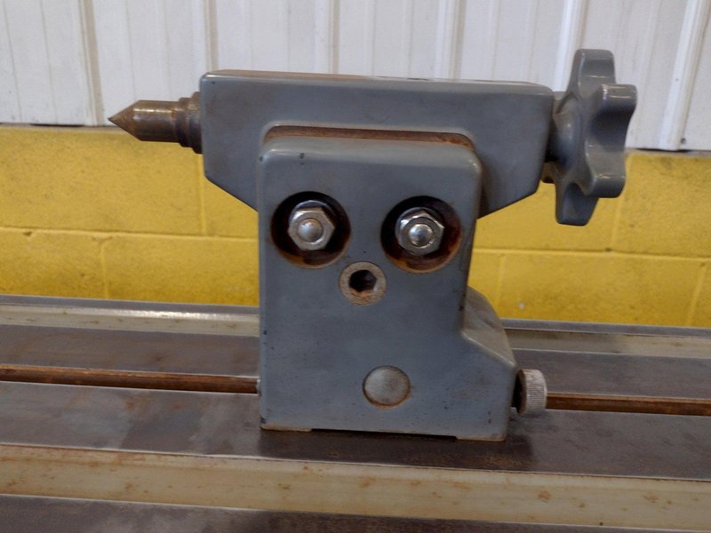LEITZ OTICAL DIVIDING HEAD WITH TAILSTOCK, BED &amp; STAND: STOCK 17369