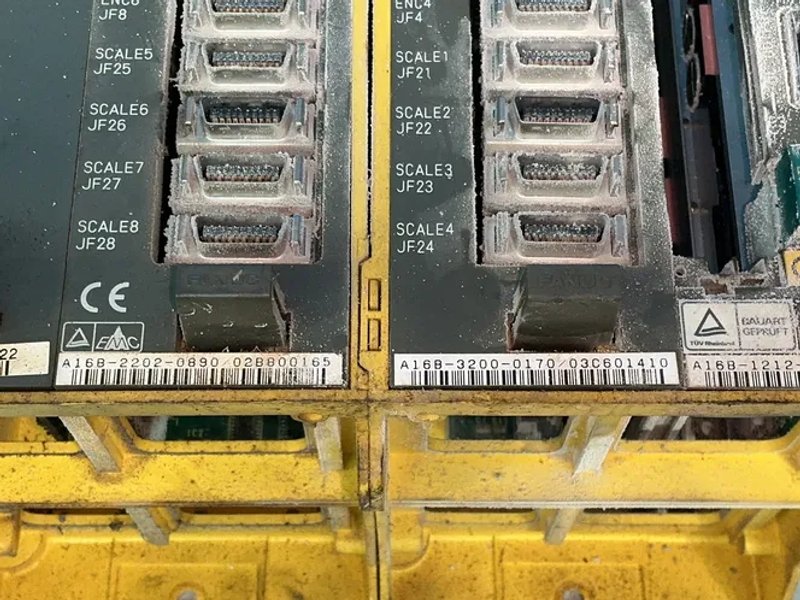 Fanuc PLC Chassis W/modules - A16b-2200-0955