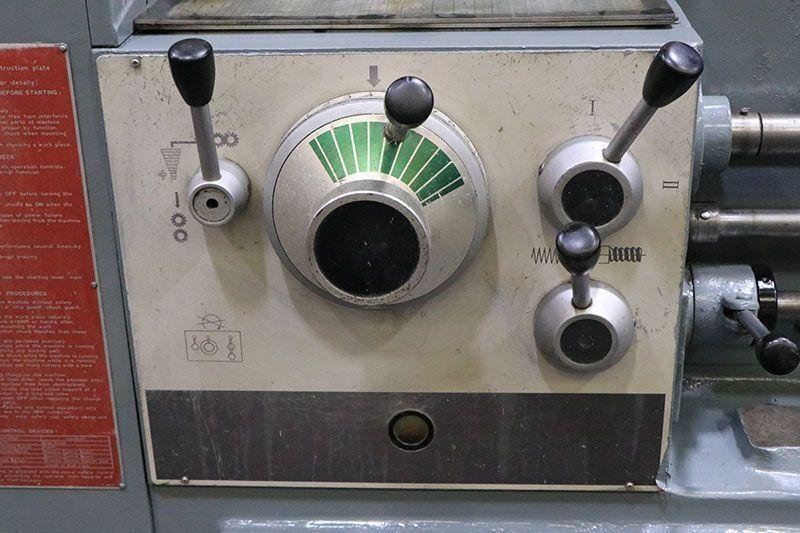 1980’S MAZAK GAP BED LATHE USED