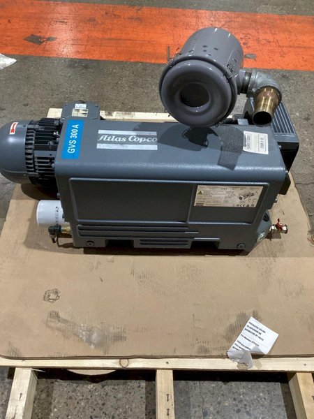 ATLAS COPCO GVS300A-3002615031 VACUUM PUMP WITH MOTOR USED, 2021