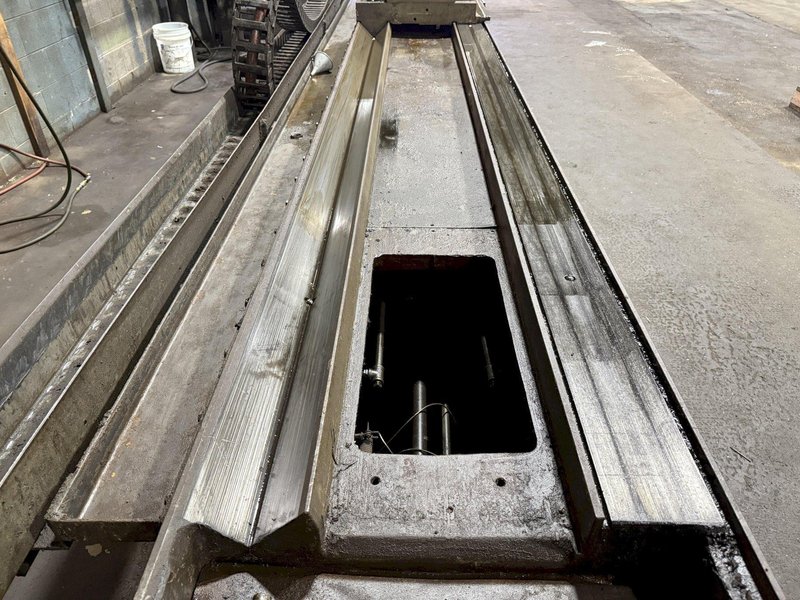 24" SWING x 372" LONG (31' CAPACITY) CINCINNATI CYLINDRICAL GRINDER / POLISHING MACHINE: YOBRO #24067