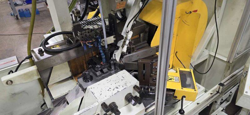Sanmei THI-10FR Thread Roller w/SBT Stud Feeding Unit - 2 of 2