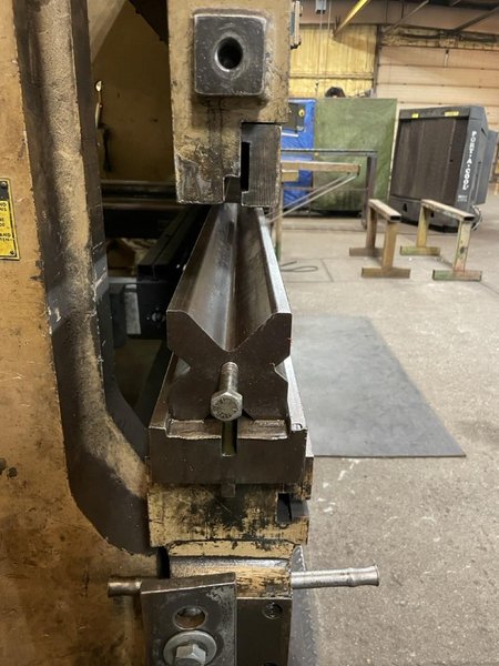 325 Ton x 16′ Standard AB-325-16 CNC Press Brake, 1994 – Automec CNC Control (2 years old) Back Gauge, Tooling Included,  Pit Required