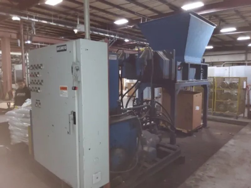 American Pulverizer Co Slow Speed Hi Torque Shredder - Trs