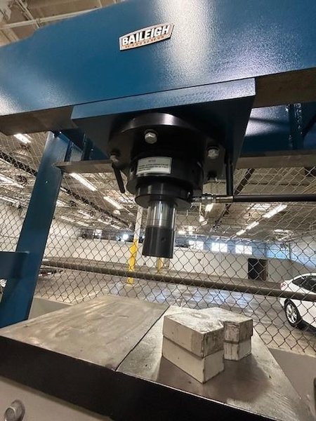 2015 BAILEIGH HSP-60M Hydraulic Press - 60 Ton Capacity, Like New
