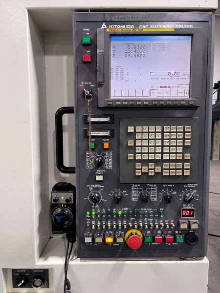 Kitamura MyCenter 3XiF Spark Changer CNC Vertical Mill