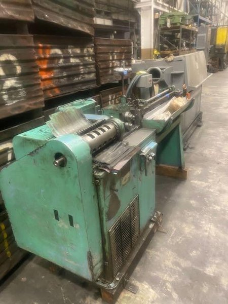 1/4" Shuster Model 1AVS-5 Wire Straightener and Cutoff Machine