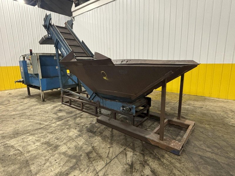 3" x 2.75" x 126 TON ARS MODEL #600 HYDRAULIC CHIP PUCKER BRIQUETTER: STOCK 22432