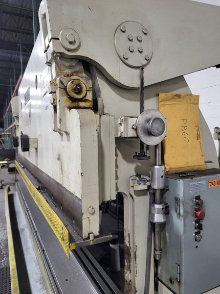 Accurpress 130 Ton X 10′ Press Brake, 1985