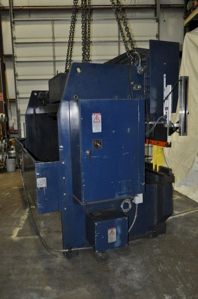 176 X 13' TON KOMATSU HYDRAULIC PRESS BRAKE