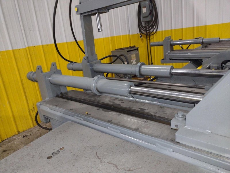 18" X 27" HYDMECH MODEL #S25-A HORIZONTAL SWIVEL MITER AUTOMATIC BAND SAW: YOBRO #25047