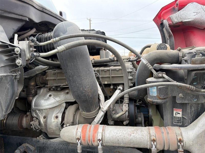 2020 Freightliner Cascadia 1FUJHHDV1LLLC1683