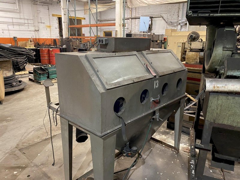 TRINCO DOUBLE BLAST CABINET. STOCK #0317422