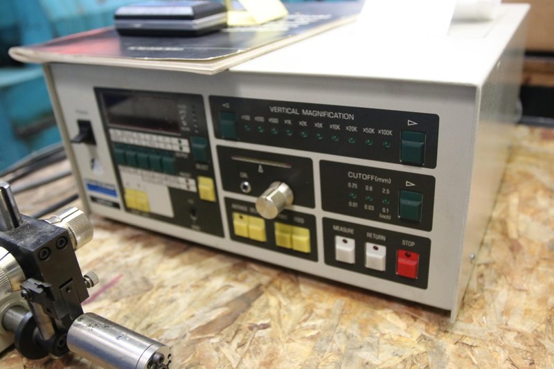 BROWN &amp; SHARPE SURFCOM SURFACE TEXTURE MEASURING INSTRUMENT: STOCK # 10306