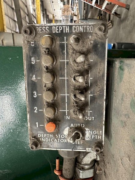 150 TON X 26' PACIFIC MODEL #K150-26-"TRIM" HYDRAULIC PRESS BRAKE: STOCK #18605