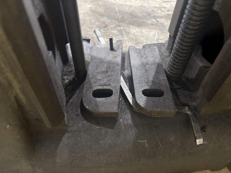 GIDDINGS &amp; LEWIS TAILSTOCK FOR 340T BORING MILL: YOBRO #24031