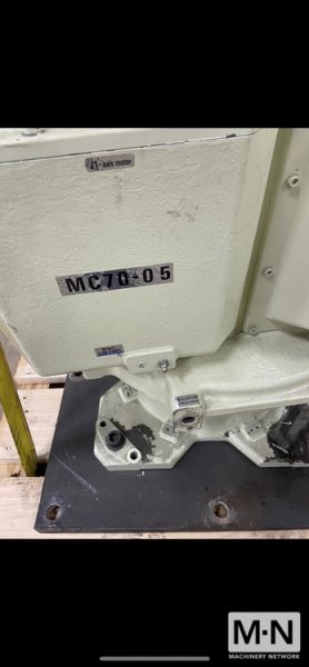 6 AXIS NACHI ROBOT MODEL MC70-05 MFG 2017