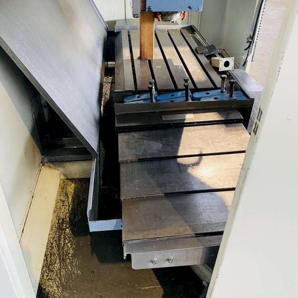 OKK PCV 55 CNC VERTICAL MACHINING CENTER. STOCK # 0633821