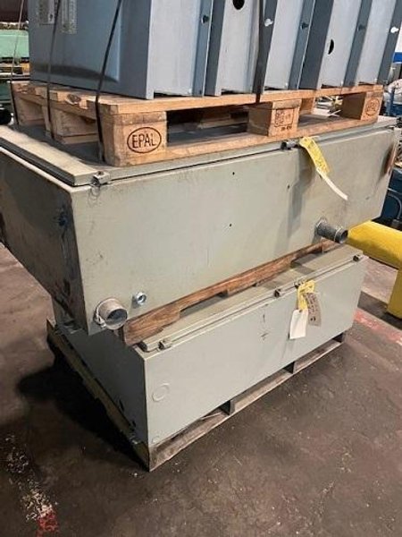 VAUGHN 25" WIRE DRAWING BULL BLOCK