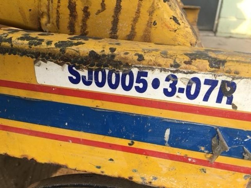 18' SKYJACK MAN LIFT STOCK #2957