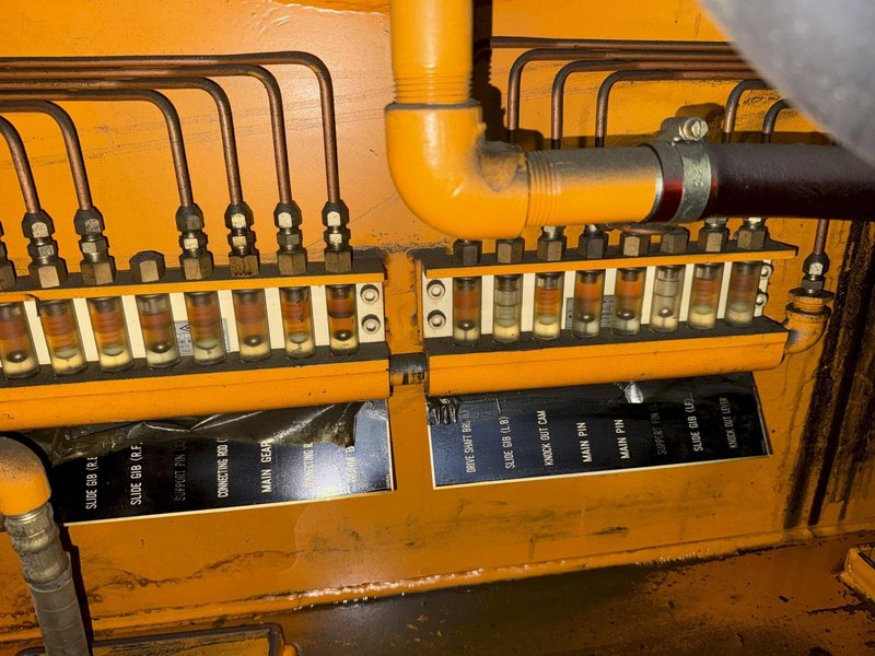 630 TON AIDA MODEL #K-630 KNUCKLE JOINT PRESS, 25-40 SPM, NEW 1991: YOBRO #25820