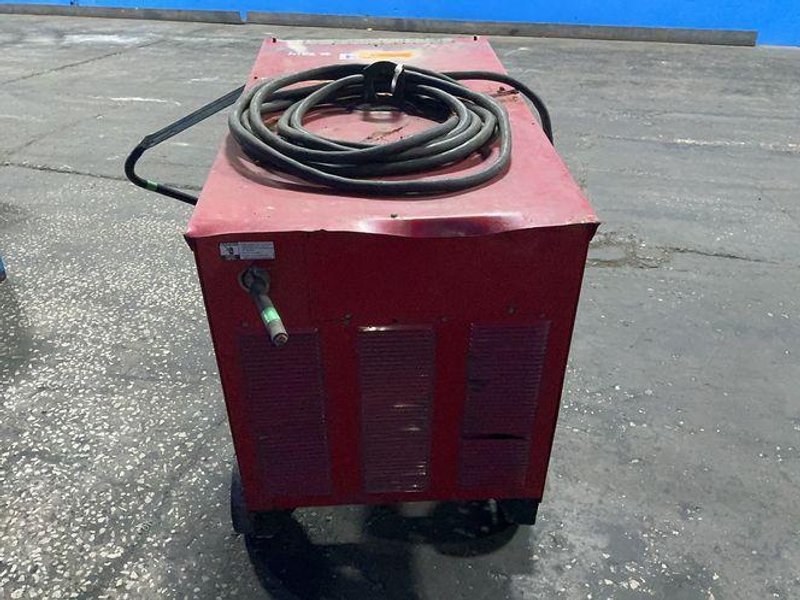 Lincoln Electric 600 Amps Welder - Idealarc Dc-600