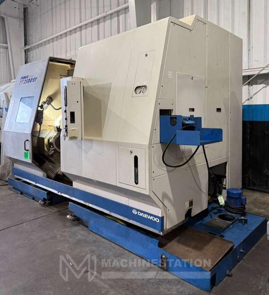 Daewoo Puma TT2500SY Multi Axis CNC Lathe – Y Axis Twin Spindle Twin Turret