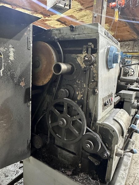 120″ Cincinnati Engine Lathe, 1964 – Tailstock, 15″ 3-Jaw Chuck, 2.375″ Through Hole