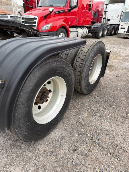 2020 Freightliner Cascadia 1FUJHHDV1LLLC1683