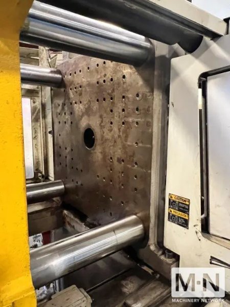 240 TON 10.7 OZ TOSHIBA MODEL EC240V21-6 INJECTION MOLDING MACHINE MFG 2002