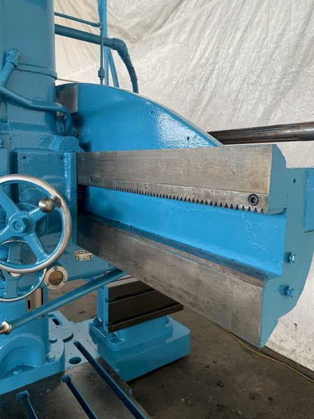 4' X 11"  CARLTON NATCO 1A RADIAL ARM DRILL. STOCK # 0893624