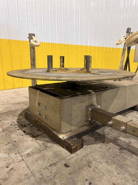 5,000 LB DTI MODEL #5003 HORIZONTAL PALLET TYPE MOTORIZED COIL REEL: STOCK #20119