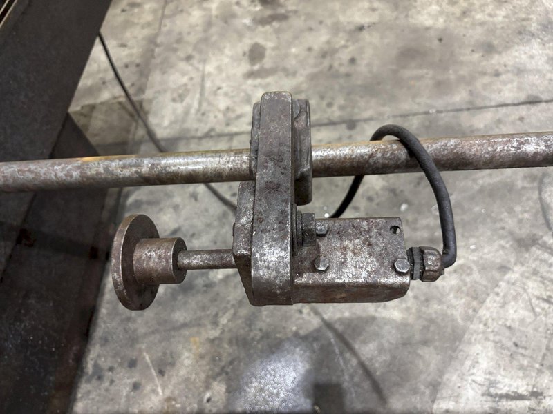 15" X 17" WF WELLS MODEL #F-15 TWIN POST HORIZONTAL BANDSAW: STOCK #23668