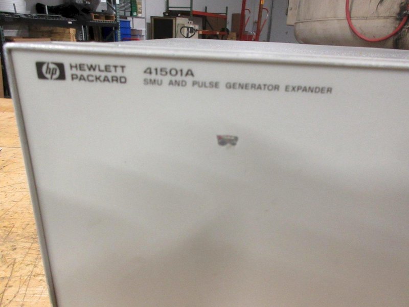 Hewlett Packard 41501A SMU And Pulse Generator Expander- Auction Item