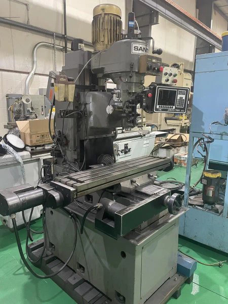 USED SANTEC 9" X 42" 2-AXIS CNC BED MILL, Stock# 10971