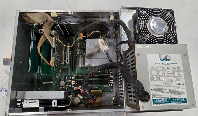 KUKA INDUSTRIAL COMPUTER KPC-ED05 WITH DRIVE USED