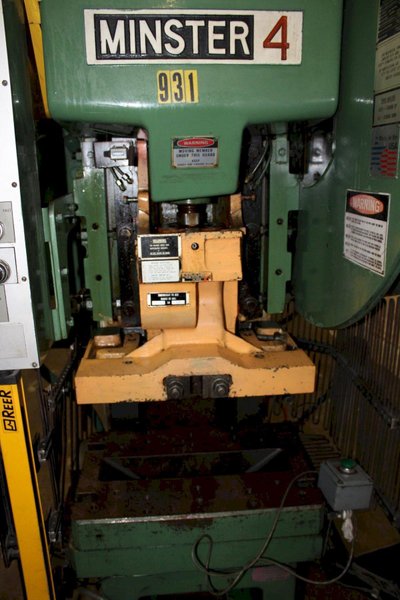 32 TON MINSTER GAP PRESS
