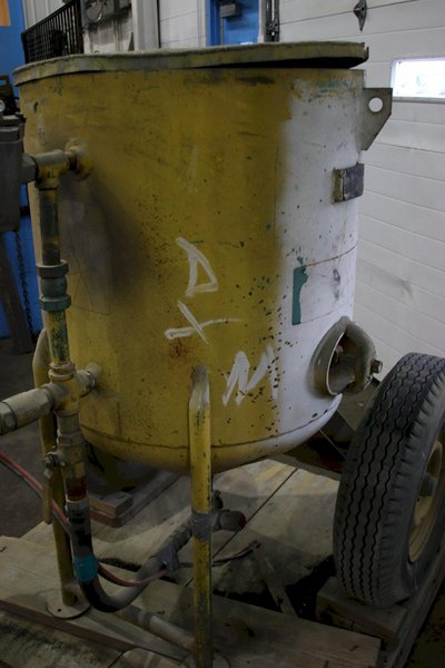 CLEMCO BLAST CLEANING MACHINE: STOCK #76240