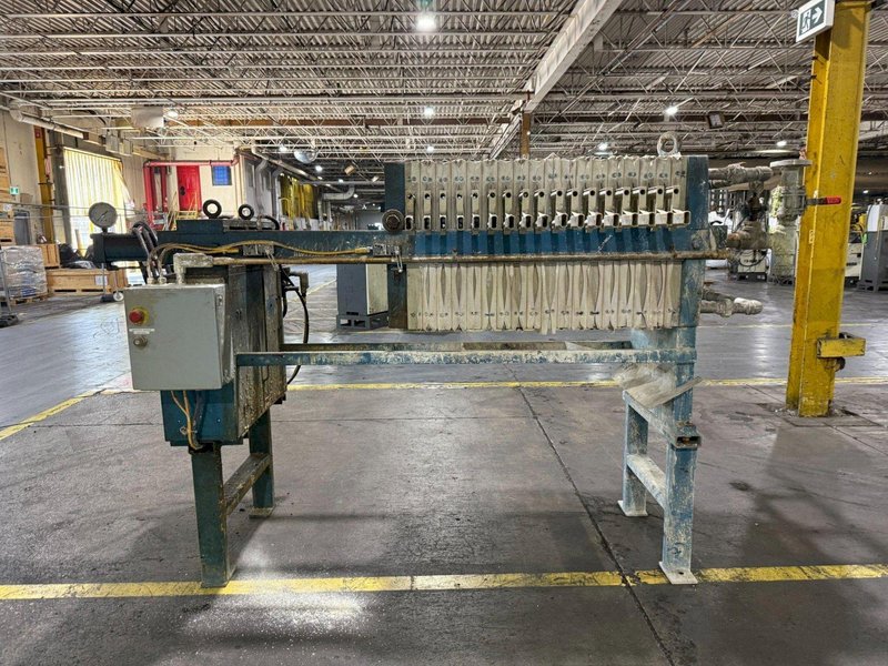 PERRIN 100-24 Air/Oil 24″ Filter Press w/ 5 cu. ft. Cake Capacity USED – AS-IS