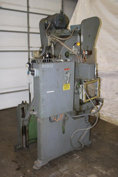 32 TON MINSTER OBI PRESS