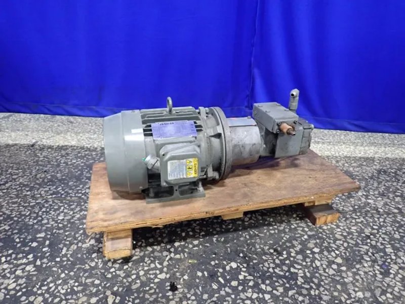 Oilgear 5 Hp Hydraulic Pump - Pvwh-06-r5av-cnnn